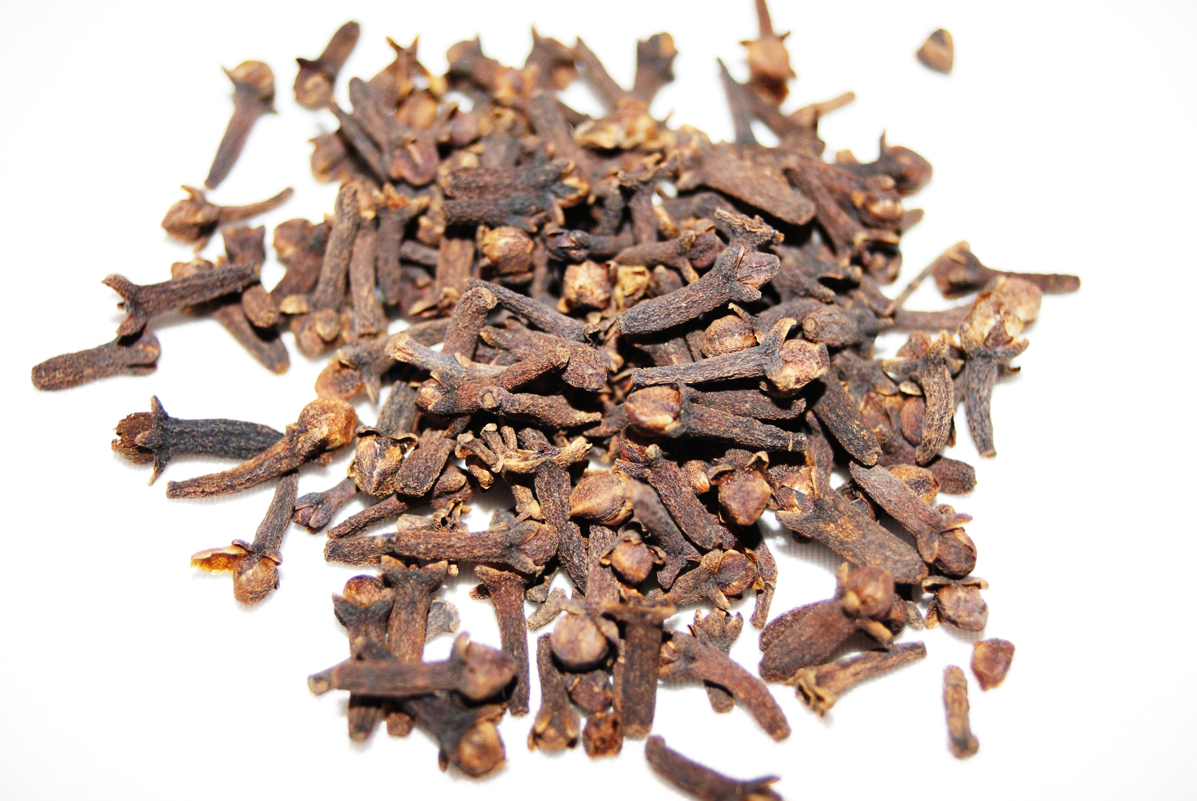 Hira Nelken ganz 50g
